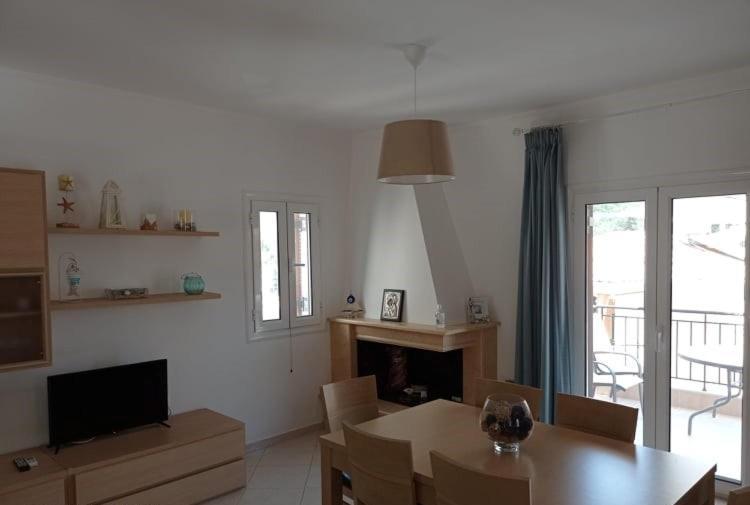 Hermes Holiday Home In The Port Of Sivota ภายนอก รูปภาพ