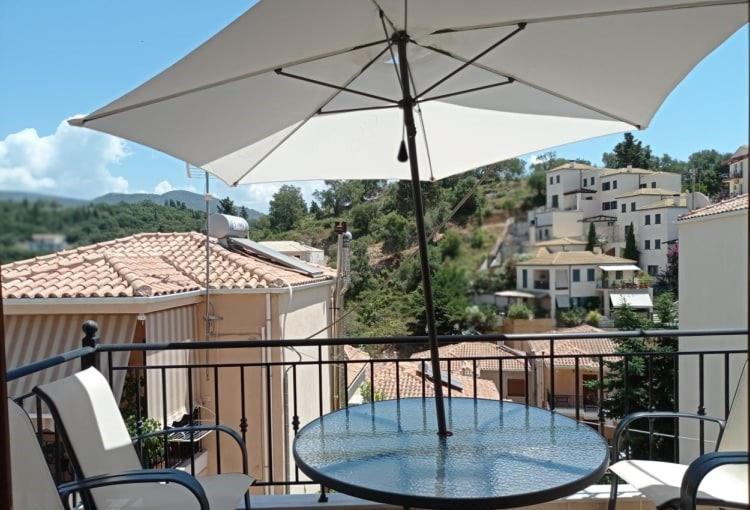 Hermes Holiday Home In The Port Of Sivota ภายนอก รูปภาพ