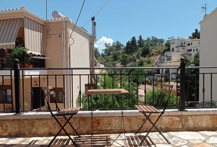 Hermes Holiday Home In The Port Of Sivota ภายนอก รูปภาพ