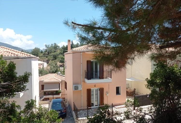 Hermes Holiday Home In The Port Of Sivota ภายนอก รูปภาพ