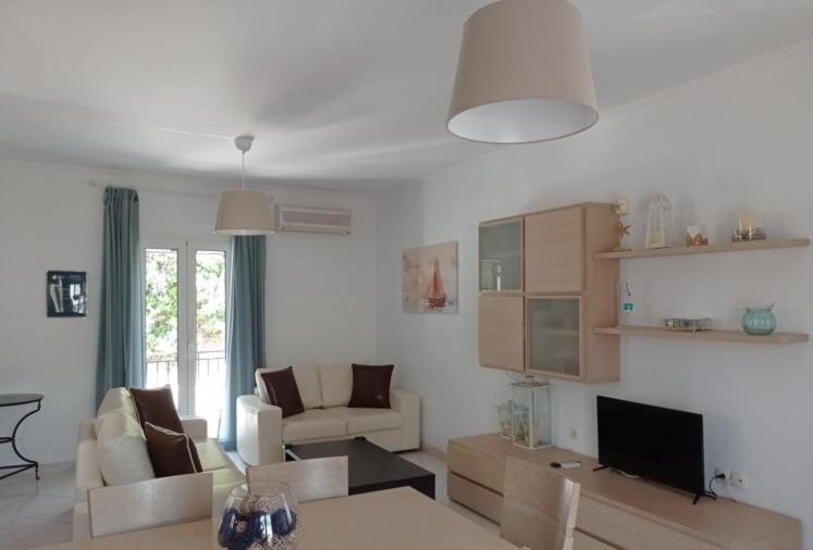 Hermes Holiday Home In The Port Of Sivota ภายนอก รูปภาพ